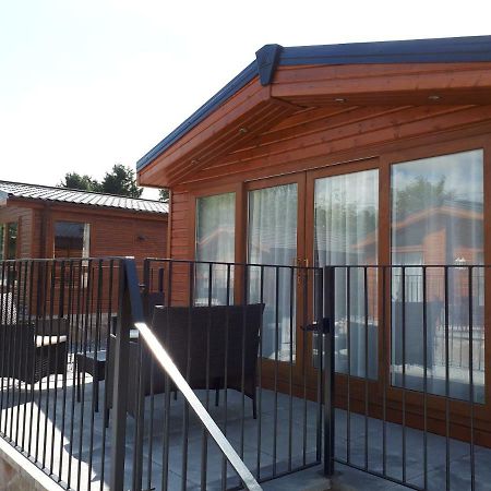 Hunter Lodge Auchterarder Buitenkant foto