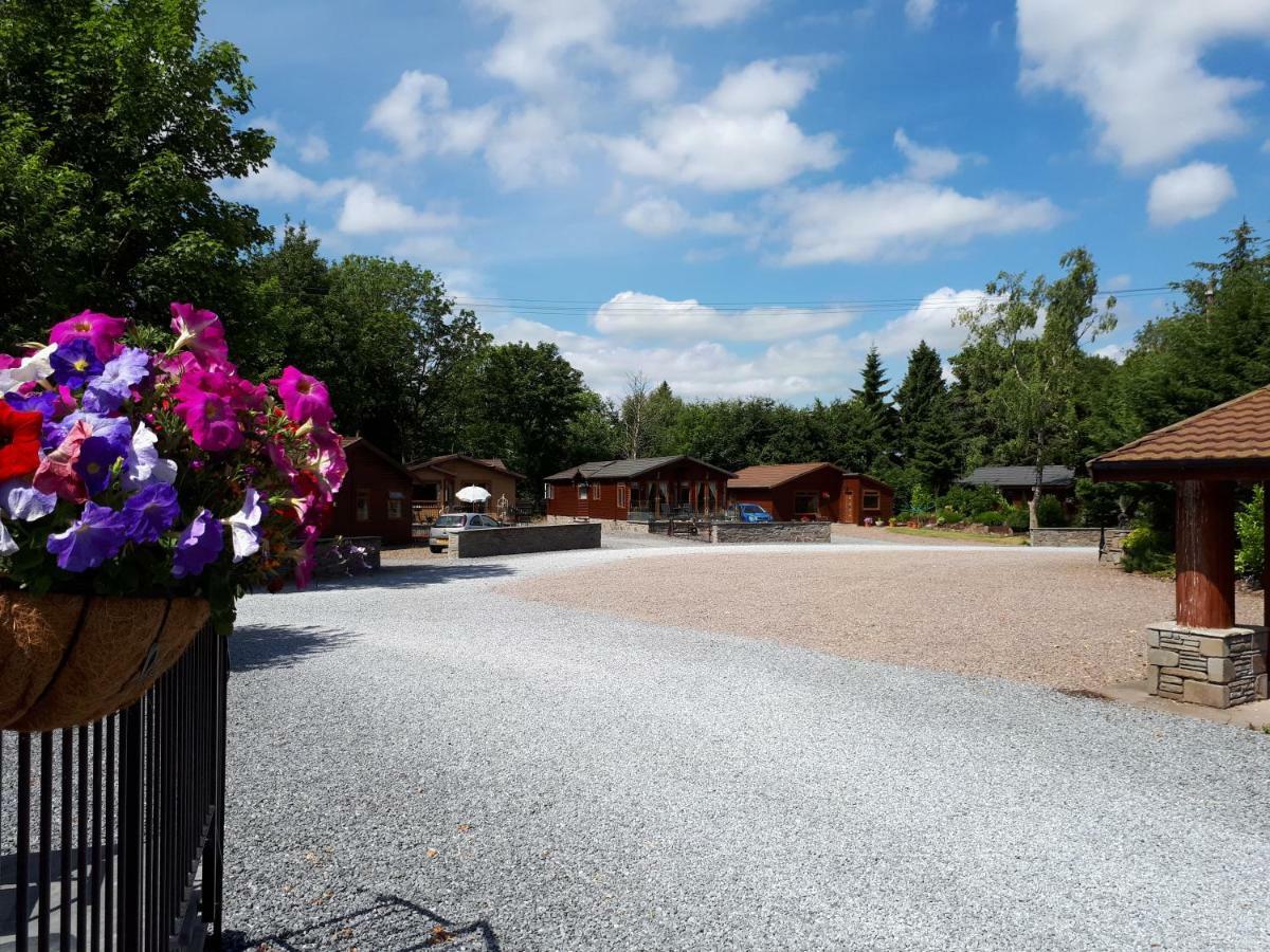Hunter Lodge Auchterarder Buitenkant foto